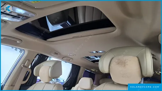KIA CARNIVAL 9-SEATER NOBLESSE SPECIAL