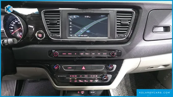 KIA CARNIVAL 9-SEATER NOBLESSE