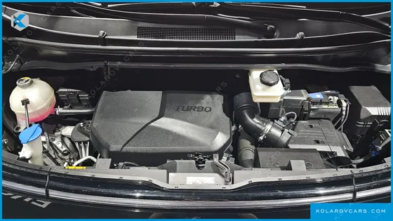 HYUNDAI STARIA TOURER 9-SEATER