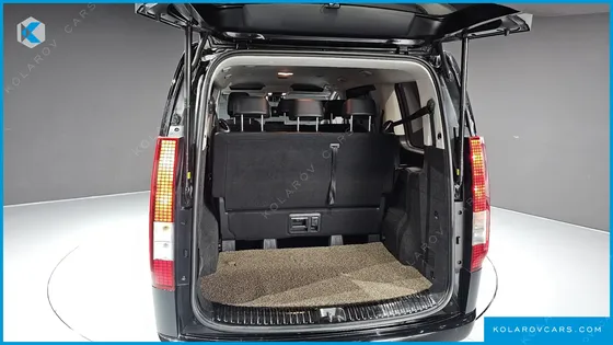 HYUNDAI STARIA TOURER 9-SEATER