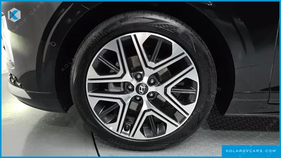 HYUNDAI GRANDEUR PREMIUM