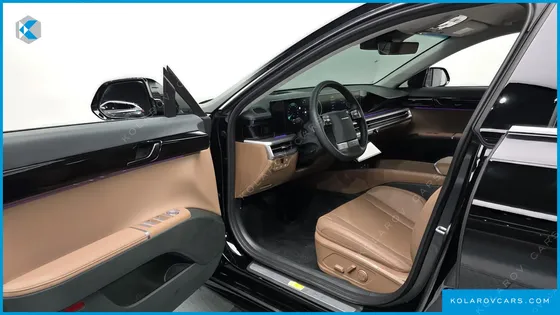 HYUNDAI GRANDEUR PREMIUM