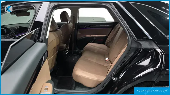 HYUNDAI GRANDEUR PREMIUM