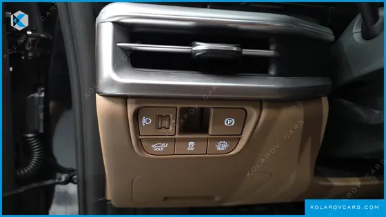 HYUNDAI GRANDEUR PREMIUM
