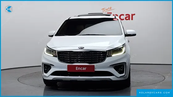 KIA CARNIVAL 9-SEATER PRSTIGE