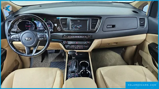 KIA CARNIVAL 9-SEATER PRSTIGE