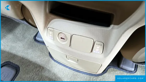 KIA CARNIVAL 9-SEATER PRSTIGE