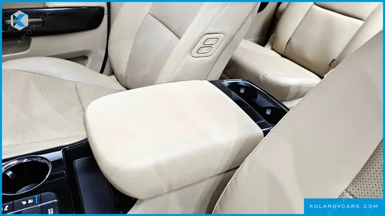 KIA CARNIVAL 9-SEATER PRSTIGE