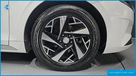 HYUNDAI GRANDEUR PREMIUM CHOICE