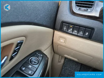 KIA CARNIVAL 9-SEATER NOBLESSE SPECIAL