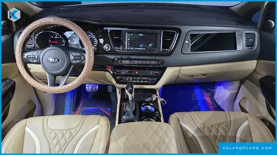 KIA CARNIVAL 9-SEATER NOBLESSE
