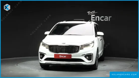 KIA CARNIVAL 9-SEATER LUXURY