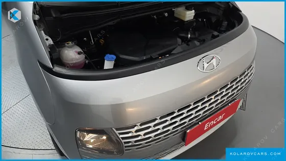 HYUNDAI STARIA CARGO 5-SEATER