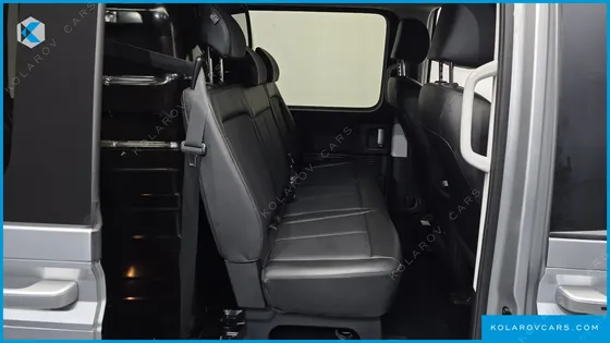 HYUNDAI STARIA CARGO 5-SEATER