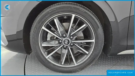 HYUNDAI GRANDEUR 3.3