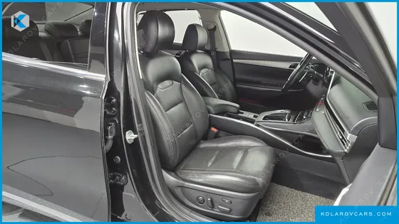 HYUNDAI GRANDEUR 3.3