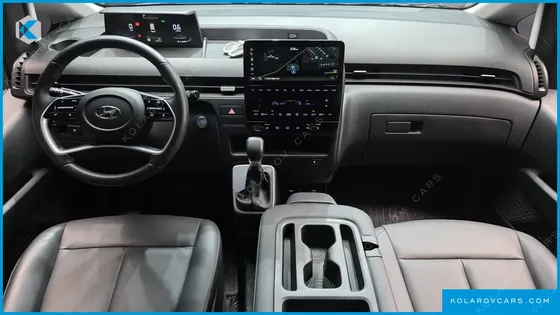 HYUNDAI STARIA L3.5 TOURER 11-SEATER