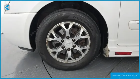 KIA CARNIVAL GRAND CARNIVAL HI LIMOUSINE GLX