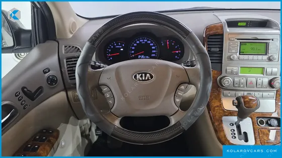 KIA CARNIVAL GRAND CARNIVAL HI LIMOUSINE GLX