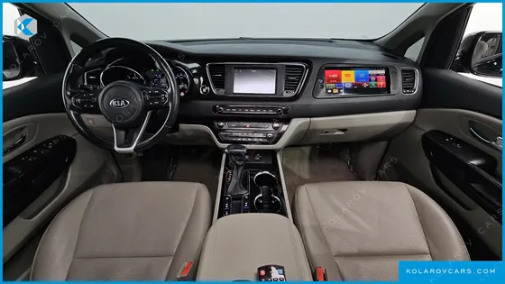 KIA CARNIVAL 9-SEATER PRSTIGE