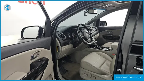 KIA CARNIVAL 9-SEATER PRSTIGE