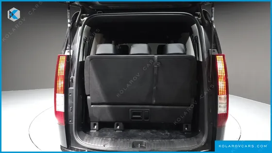 HYUNDAI STARIA TOURER 11-SEATER