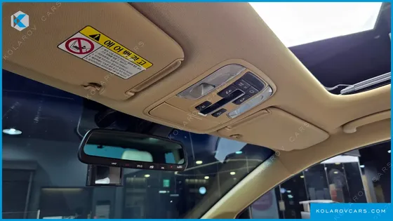 KIA CARNIVAL GASOLINE 7-SEATER LIMOUSINE