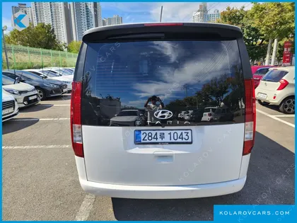 HYUNDAI STARIA TOURER 9-SEATER