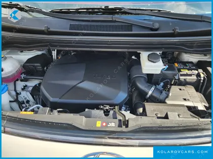 HYUNDAI STARIA TOURER 9-SEATER