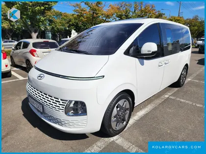 HYUNDAI STARIA TOURER 9-SEATER
