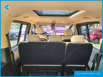 HYUNDAI STARIA TOURER 9-SEATER
