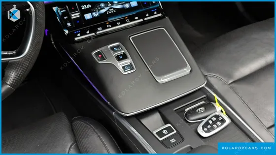 HYUNDAI GRANDEUR 3.3