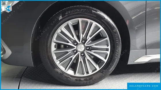 HYUNDAI GRANDEUR EXCLUSIVE