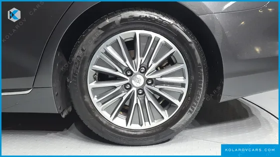 HYUNDAI GRANDEUR EXCLUSIVE