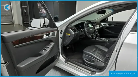HYUNDAI GENESIS G330 MODERN AWD