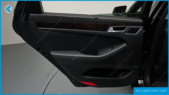 HYUNDAI GENESIS G330 PREMIUM AWD
