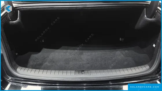 HYUNDAI GENESIS G330 PREMIUM AWD