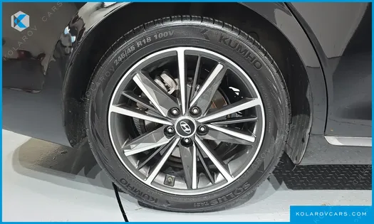 HYUNDAI GRANDEUR 3.0 LPI RENT CAR