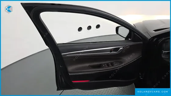 HYUNDAI GRANDEUR 3.0 LPI RENT CAR
