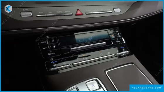 HYUNDAI GRANDEUR 3.0 LPI RENT CAR