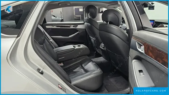 HYUNDAI GENESIS G330 MODERN