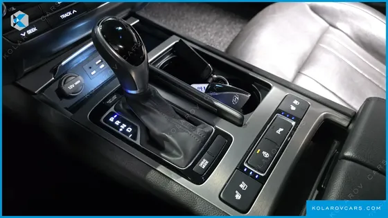 HYUNDAI GENESIS G330 MODERN AWD