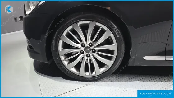 HYUNDAI GENESIS G330 PREMIUM AWD