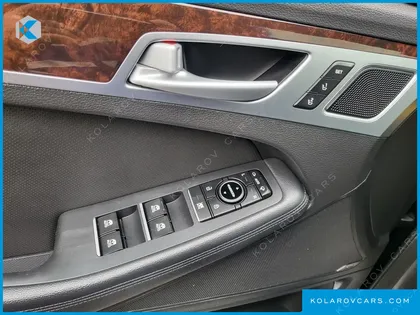 HYUNDAI GENESIS G330 PREMIUM AWD