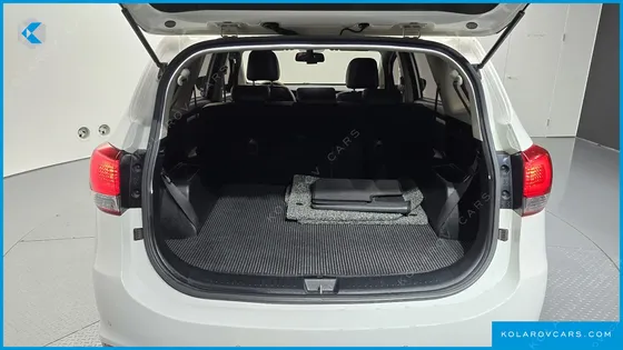 KIA CARENS 2.0 LPI PRESTIGE