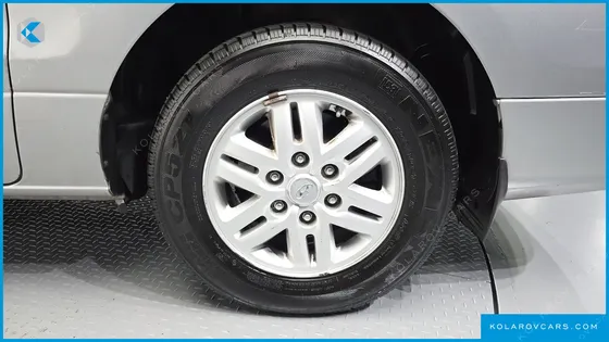 HYUNDAI STAREX 3-SEATER VAN