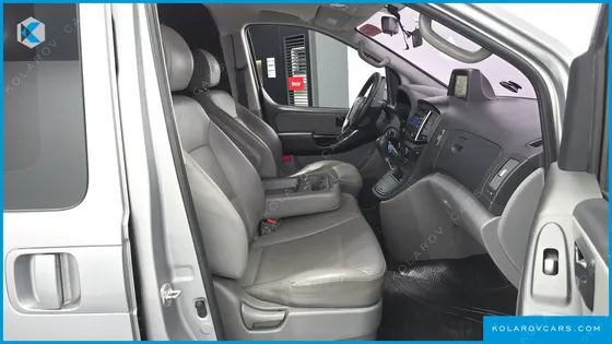 HYUNDAI STAREX 3-SEATER VAN