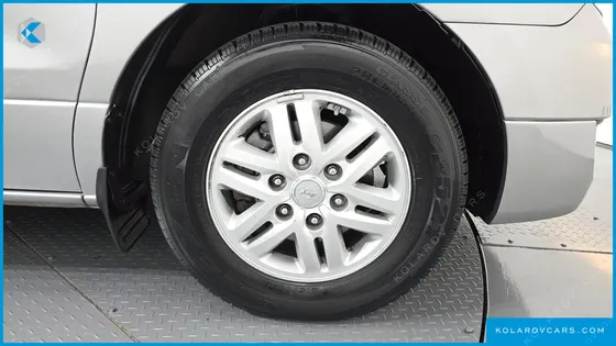 HYUNDAI STAREX 3-SEATER VAN