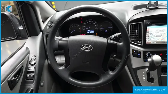 HYUNDAI STAREX 12-SEATER WAGON