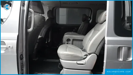 HYUNDAI STAREX 12-SEATER WAGON